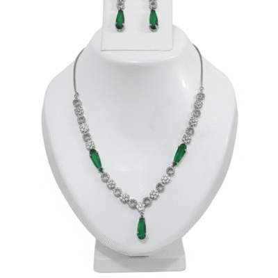 Elegant silver green stone necklace