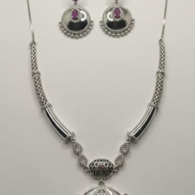 Elegant Silver tone AD necklace